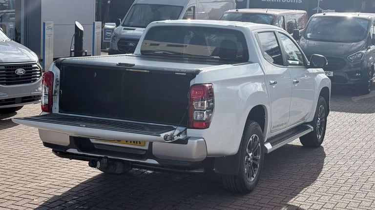 2019 Mitsubishi L200 Double Cab DI-D 150 Barbarian 4WD Double Cab Pick-up Diesel Manual