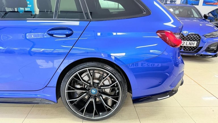 2021 BMW 3 Series 2.0 330e 12kWh M Sport Touring Auto Euro 6 (s/s) 5dr Estate PETROL/ELECTRIC Aut...
