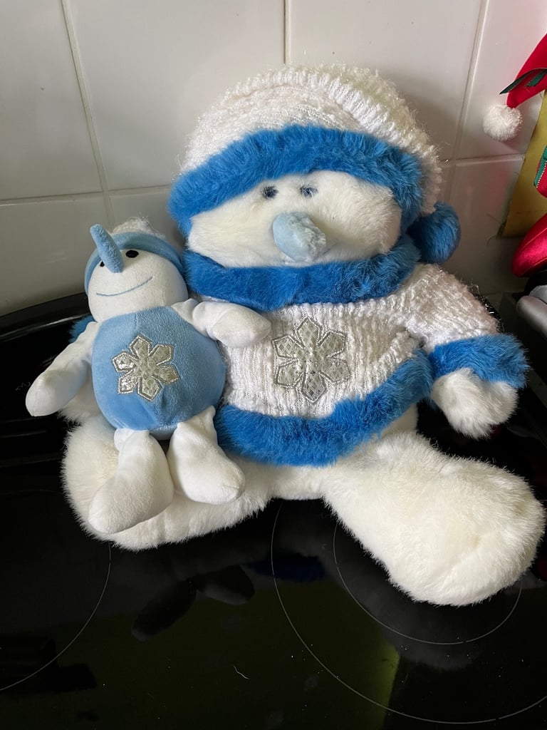 image for Snow person with baby 