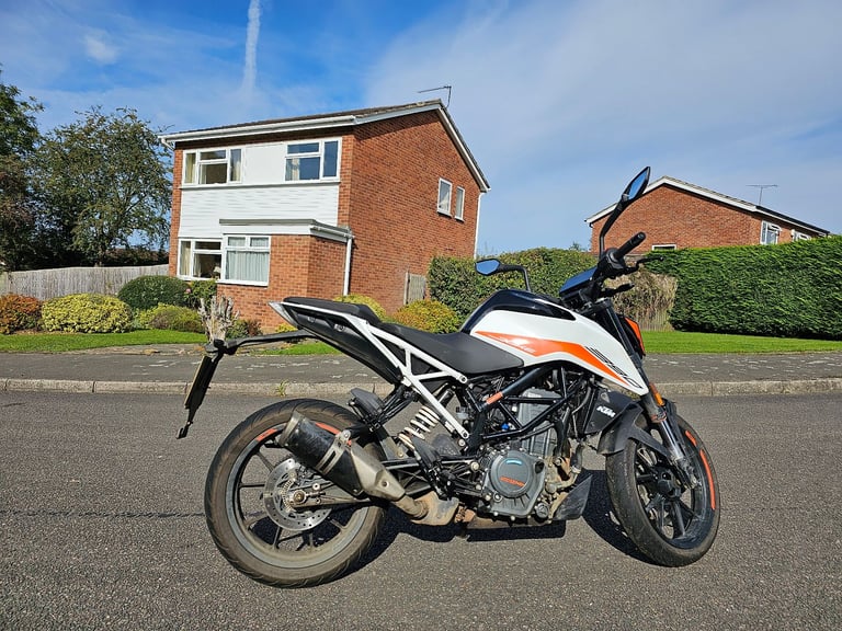 Ktm 390 Duke white