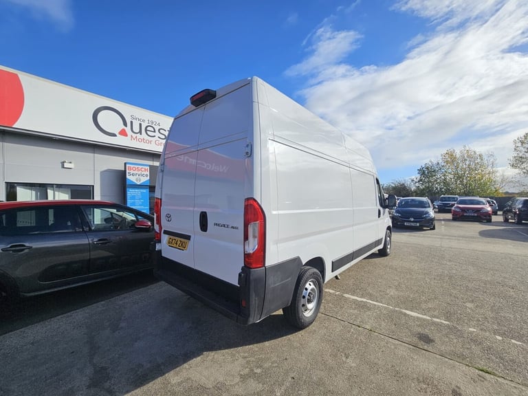 2024 Toyota PROACE MAX 2.2D 140 Icon H3 Van High Volume/High Roof Van Diesel Manual