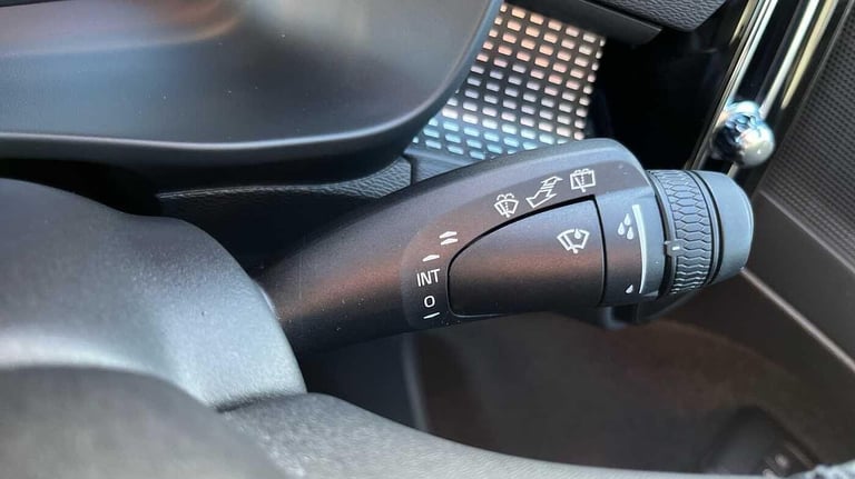 2024 Volvo XC40 Plus B3 Mild hybrid ESTATE Petrol/Electric Hybrid Automatic