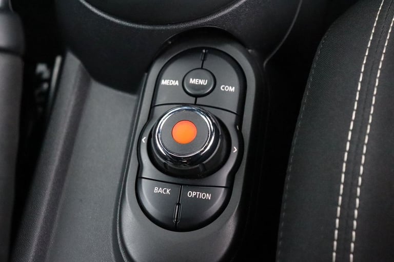 2021 MINI Hatch 1.5 SPORT Hatchback Petrol Manual