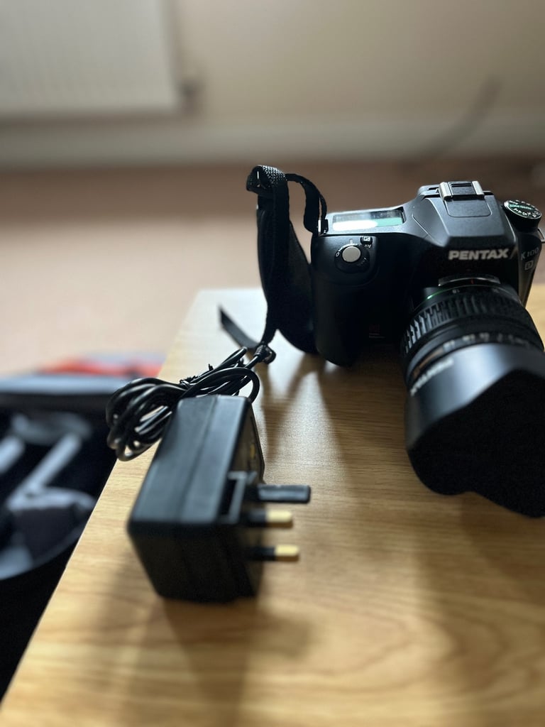 Vintage digital camera, mint condition 