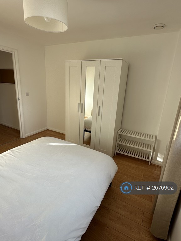 2 bedroom flat in Skyline, Birmingham, B1 (2 bed) (#2676902)