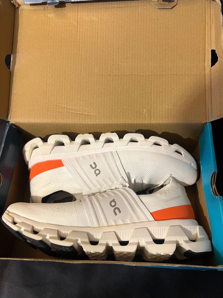 image for On Cloud, brand new Trainers , size 42 (never worn) 