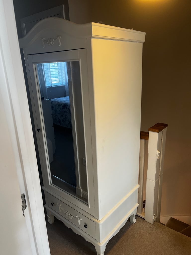 French style single wardrobe 