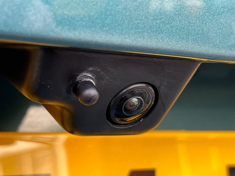 2024 Peugeot 308 SW 1.2 PureTech Allure Estate 5dr Petrol EAT Euro 6 (s/s) (130 ps) ESTATE Petrol...