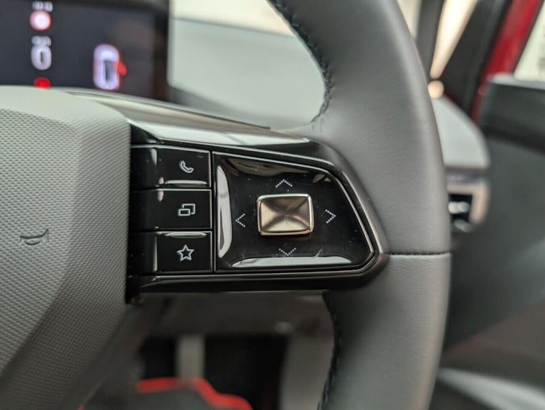 2025 MG MG4 64kWh Trophy Long Range Hatchback 5dr Electric Auto (203 ps) - APPLE CARPLA HATCHBACK...