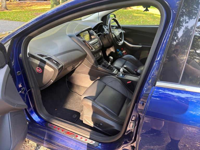 Ford, FOCUS, Hatchback, 2015, Manual, 1499 (cc), 5 doors