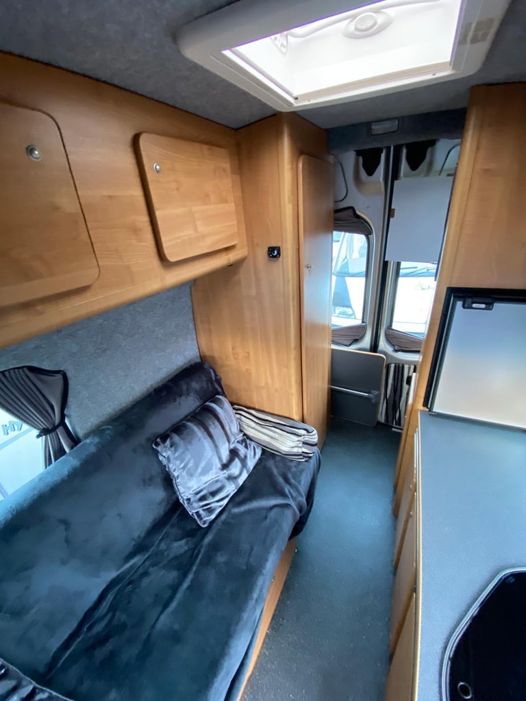 Vauxhall VIVARO campervan