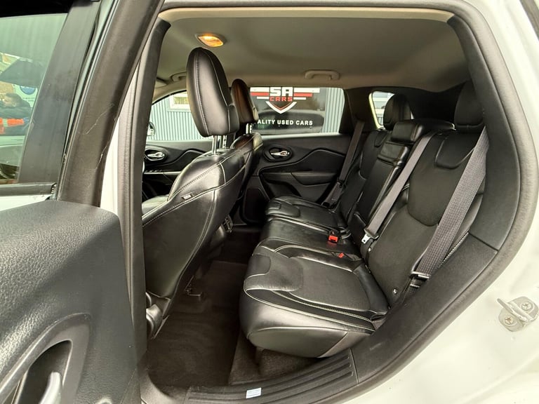 2014 Jeep Cherokee 2.0 CRD [170] Limited 5dr Auto ESTATE DIESEL Automatic