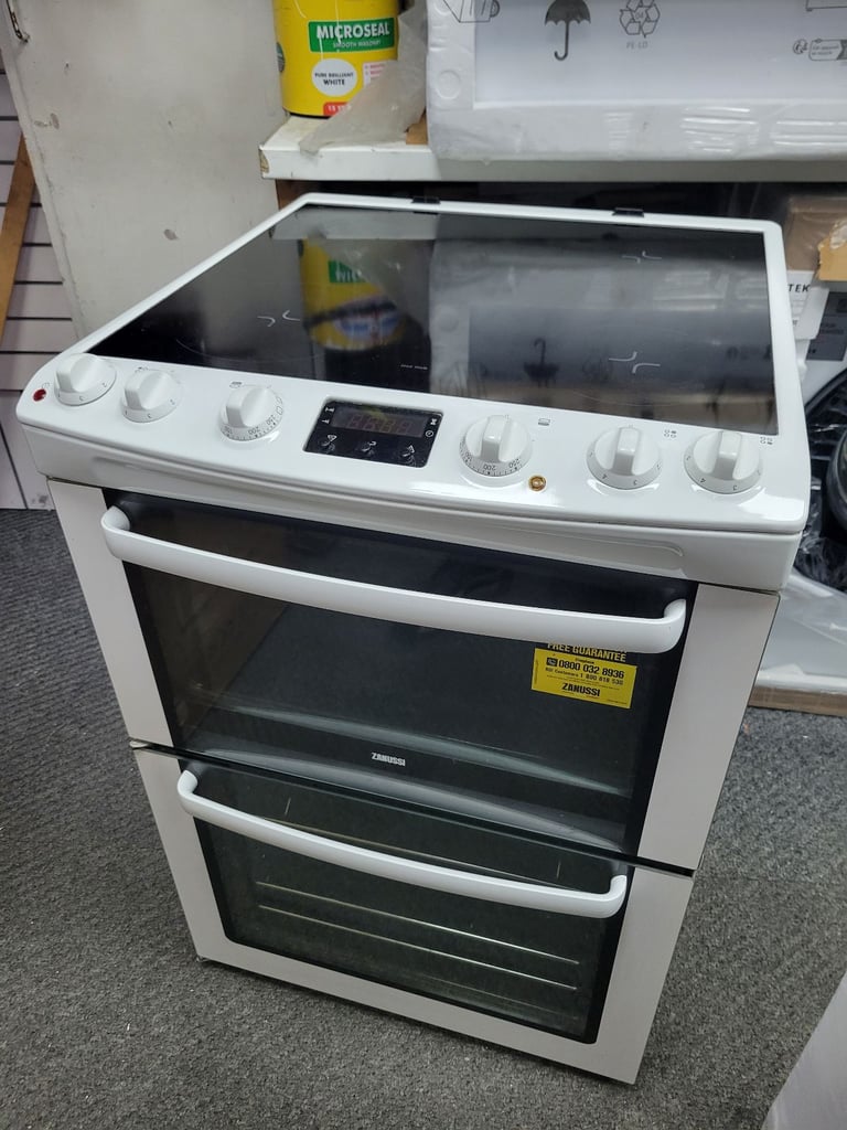 Zanussi Flat Top Cooker Double Oven 60cm wide