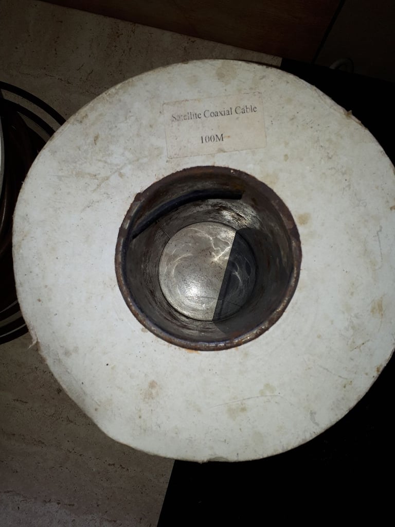 2 drums of coaxial cable suitable for a diy or professional user