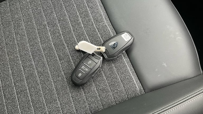 2025 Peugeot 3008 1.2 Hybrid 136 Allure 5dr e-DSC6 Petrol Estate Estate Petrol Automatic