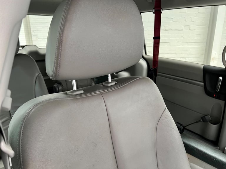 2010 Kia Sedona 2.2 CRDi 3 5dr MPV Diesel Manual