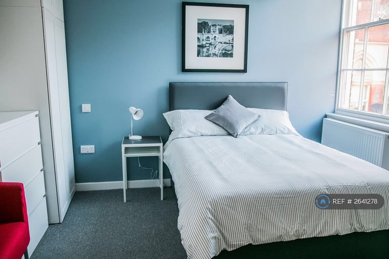 image for Studio flat in Wolverhampton Street, Dudley, DY1 (#2641278)