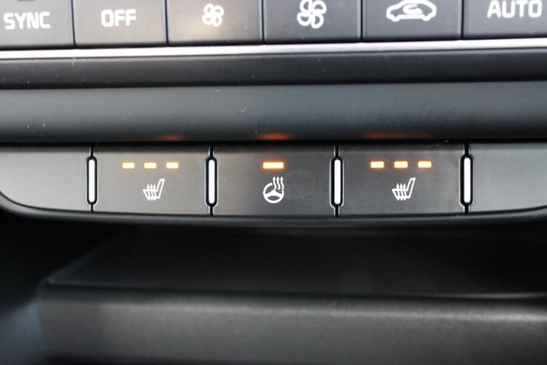 2023 Kia XCeed 1.5 T Gdi 3 Suv 5dr Petrol Manual Euro 6 (s/s) (158 Bhp) HATCHBACK Petrol Manual
