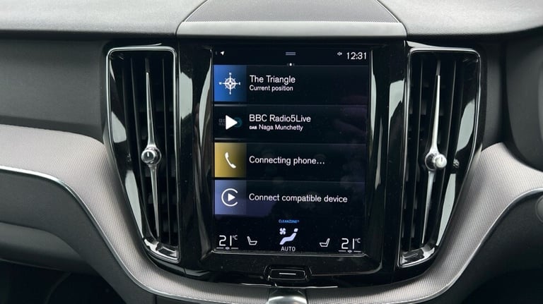 2021 Volvo XC60 R-Design, B5 AWD mild hybrid Estate Petrol Automatic