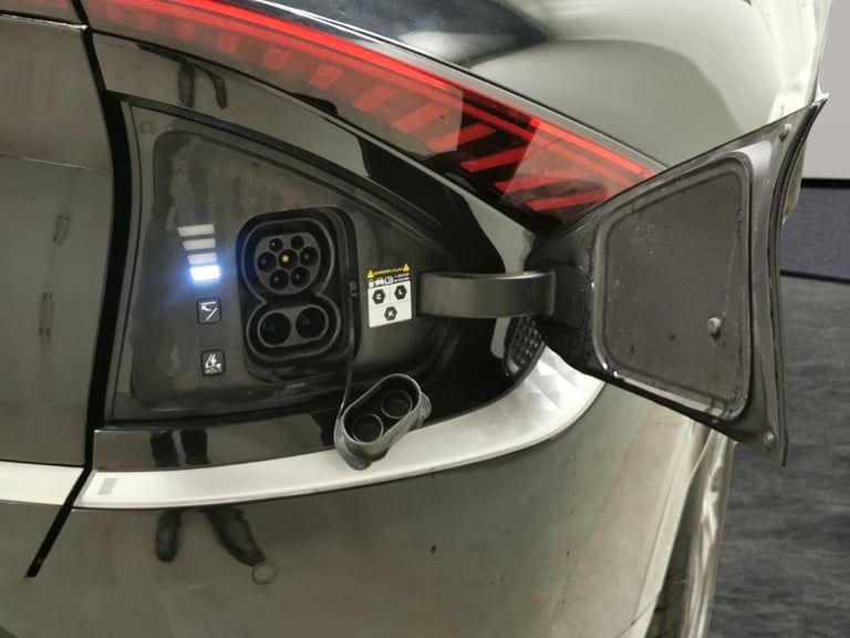 2022 Kia EV6 77.4kWh Air Hatchback 5dr Electric Auto (225 bhp) - HEATED STEERING - LANE  Hatchbac...