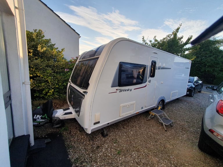 2015 Elddis Affinity 4 berth 