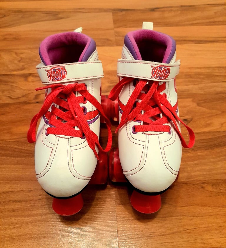 image for £10 Xootz Disco Roller Boots