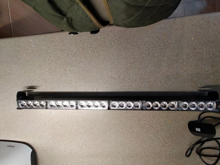 LANDROVER  DEFENDER/SERIES 26 INCH LED LIGHT BAR