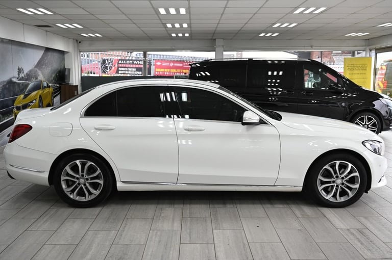 2014 64 MERCEDES-BENZ C-CLASS 2.1 C220 BLUETEC SPORT SALOON 4DR DIESEL G-TRONIC+