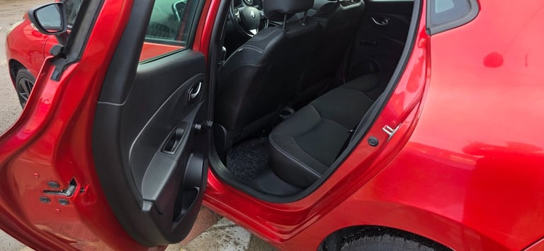 2015 Renault Clio 1.2 16V Dynamique MediaNav 5dr HATCHBACK Petrol Manual