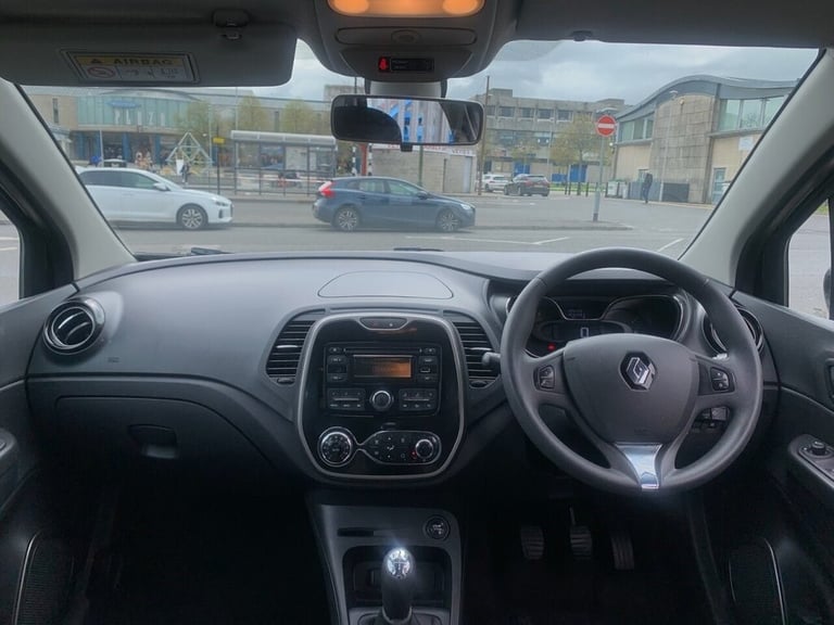 2014 Renault Captur 1.5 EXPRESSIONPLUS CONVENIENCE ENERGYTCE S/S 5d 90 BHP Hatchback Diesel Manual
