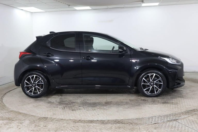 2020 Toyota Yaris 1.5 Hybrid Design 5dr CVT HATCHBACK PETROL/ELECTRIC Automatic