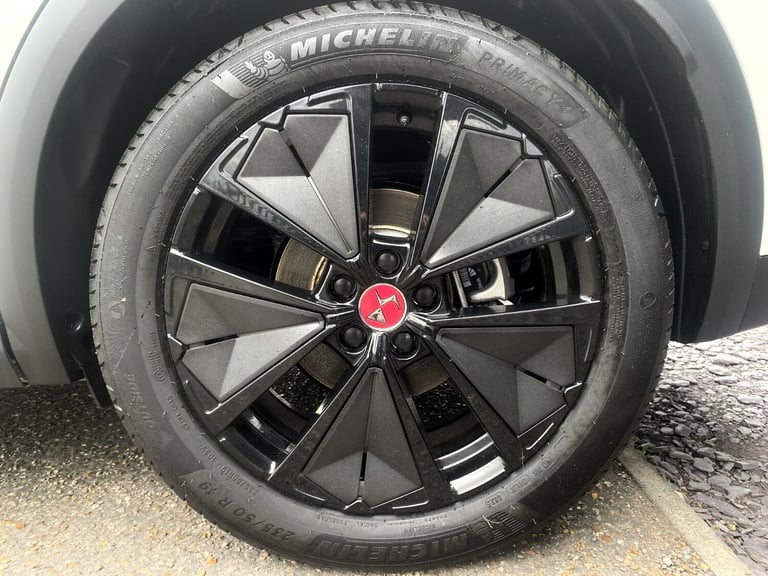 2024 DS Automobiles DS 7 1.6 E-TENSE 4X4 Performance Line + 5dr EAT8 HATCHBACK PETROL/ELECTRIC Au...