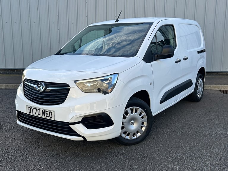 2020 Vauxhall Combo 2300 1.5 Turbo D 100ps H1 Sportive Van PANEL VAN Diesel Manual