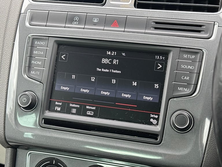 2015 Volkswagen Polo 1.0 BlueMotion Tech SE Design Euro 6 (s/s) 3dr HATCHBACK Petrol Manual