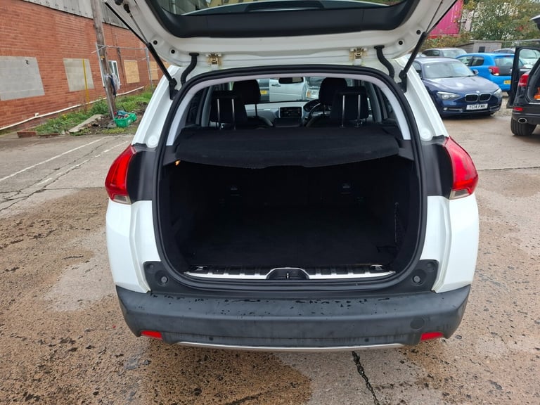 2014 Peugeot 2008 1.2 VTi Crossway 5dr HATCHBACK Petrol Manual