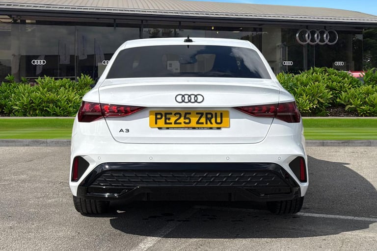 2025 Audi A3 Black Edition 35 TFSI  150 PS 6-speed Saloon PETROL Manual