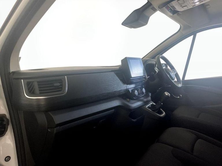 2024 Renault Trafic LL30 Blue dCi 130 Extra [Safety] Van PANEL VAN DIESEL Manual