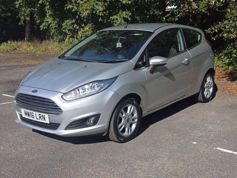 2016 Ford Fiesta 1.0T EcoBoost Zetec Euro 6 (s/s) 3dr HATCHBACK Petrol Manual