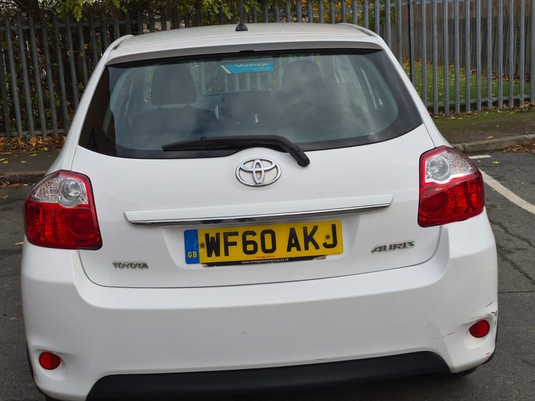 Toyota, AURIS, Hatchback, 2010, Manual, 1598 (cc), 5 doors