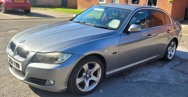 BMW, 3 SERIES, Saloon, 2011, Manual, 1995 (cc), 4 doors