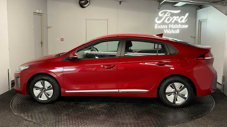 2022 Hyundai IONIQ 1.6 GDi Hybrid Premium SE 5dr DCT HATCHBACK PETROL/ELECTRIC Automatic