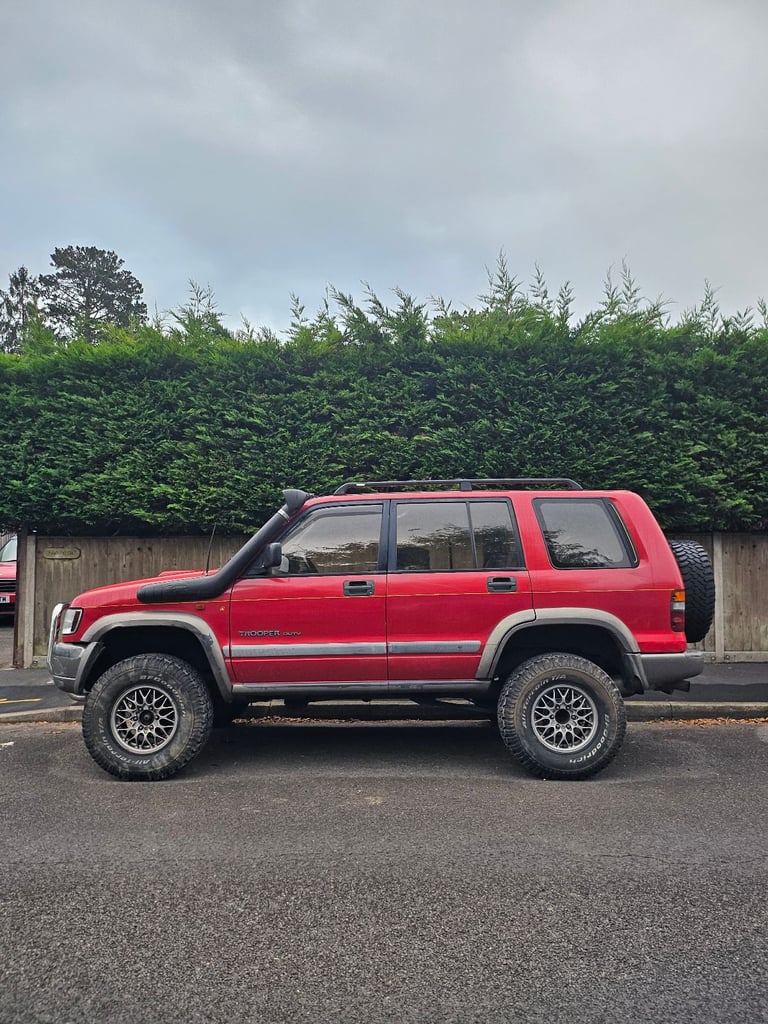 Isuzu, TROOPER, Estate, 2000, Manual, 2999 (cc), 5 doors