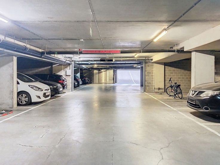 'Car Parking to Hire E3 2SL