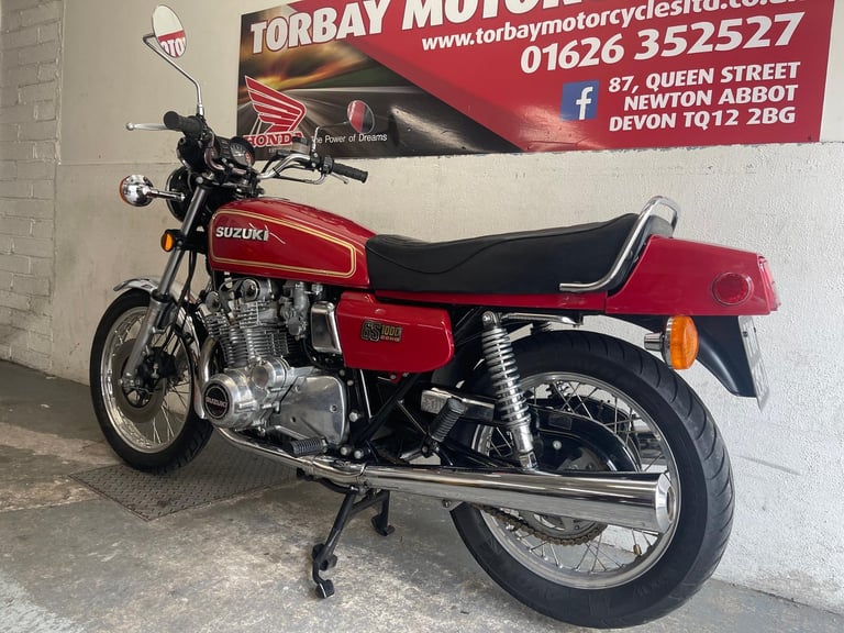 SUZUKI GS1000 DOHC CLASSIC IN RED 1979 TAX & MOT EXEMPT 1979 T REG