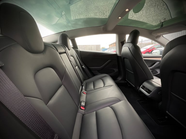 2022 Tesla Model 3 Performance AWD 4dr [Performance Upgrade] Auto SALOON ELECTRIC Automatic