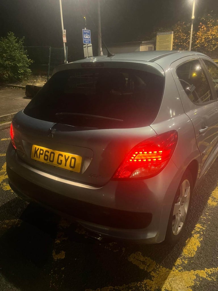 Peugeot, 207, Hatchback, 2010, Manual, 1560 (cc), 5 doors