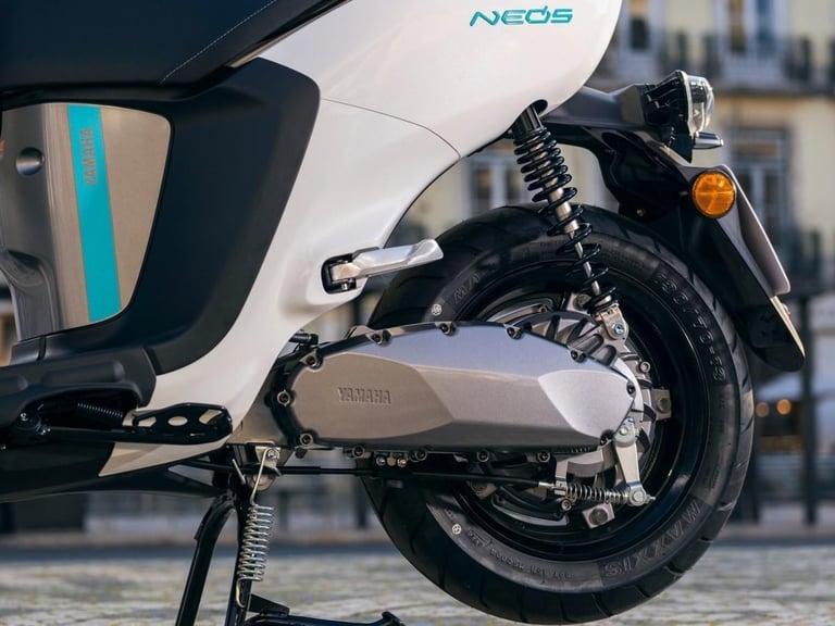 YAMAHA NEOS, 23 REG 0 MILES AUTOMATIC ELECTRIC SCOOTER 50cc MOPED...