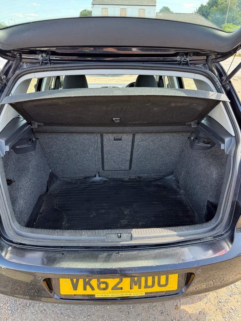 2012 Volkswagen Golf 1.6 TDi 105 Match 5dr HATCHBACK Diesel Manual