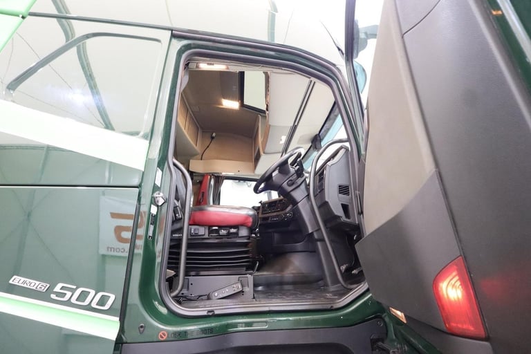 2018 (68 PLATE) Volvo  FH500 6x2 Euro 6 Tractor Units