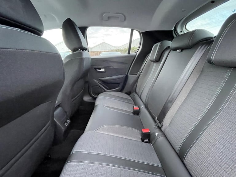 2023 Peugeot 208 1.2 PureTech Allure Premium + Euro 6 (s/s) 5dr HATCHBACK Petrol Manual